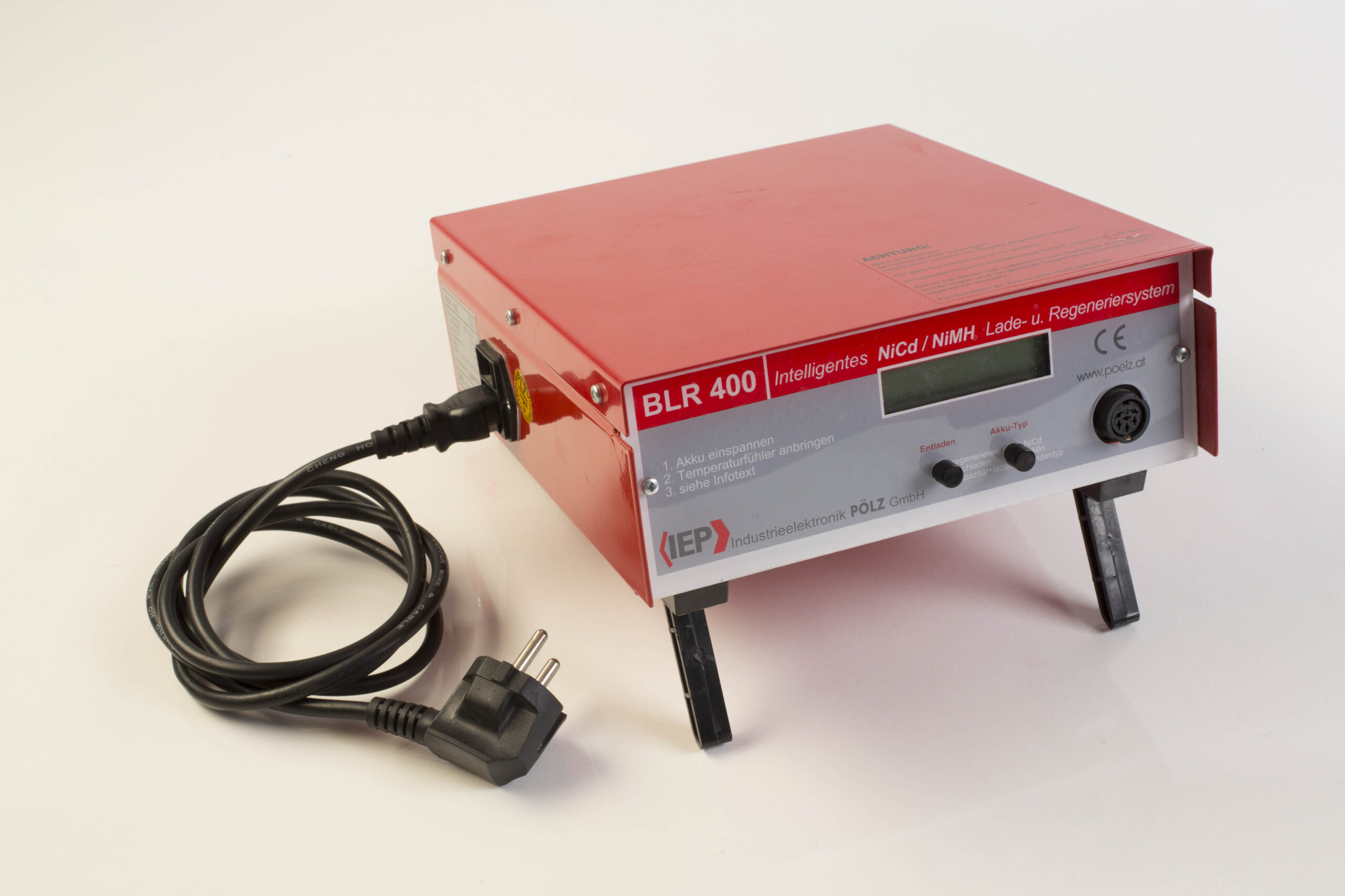 BLR 400 Battery charging and regenerating system for NiCd / NiMh rechargeable batteries - Image 2