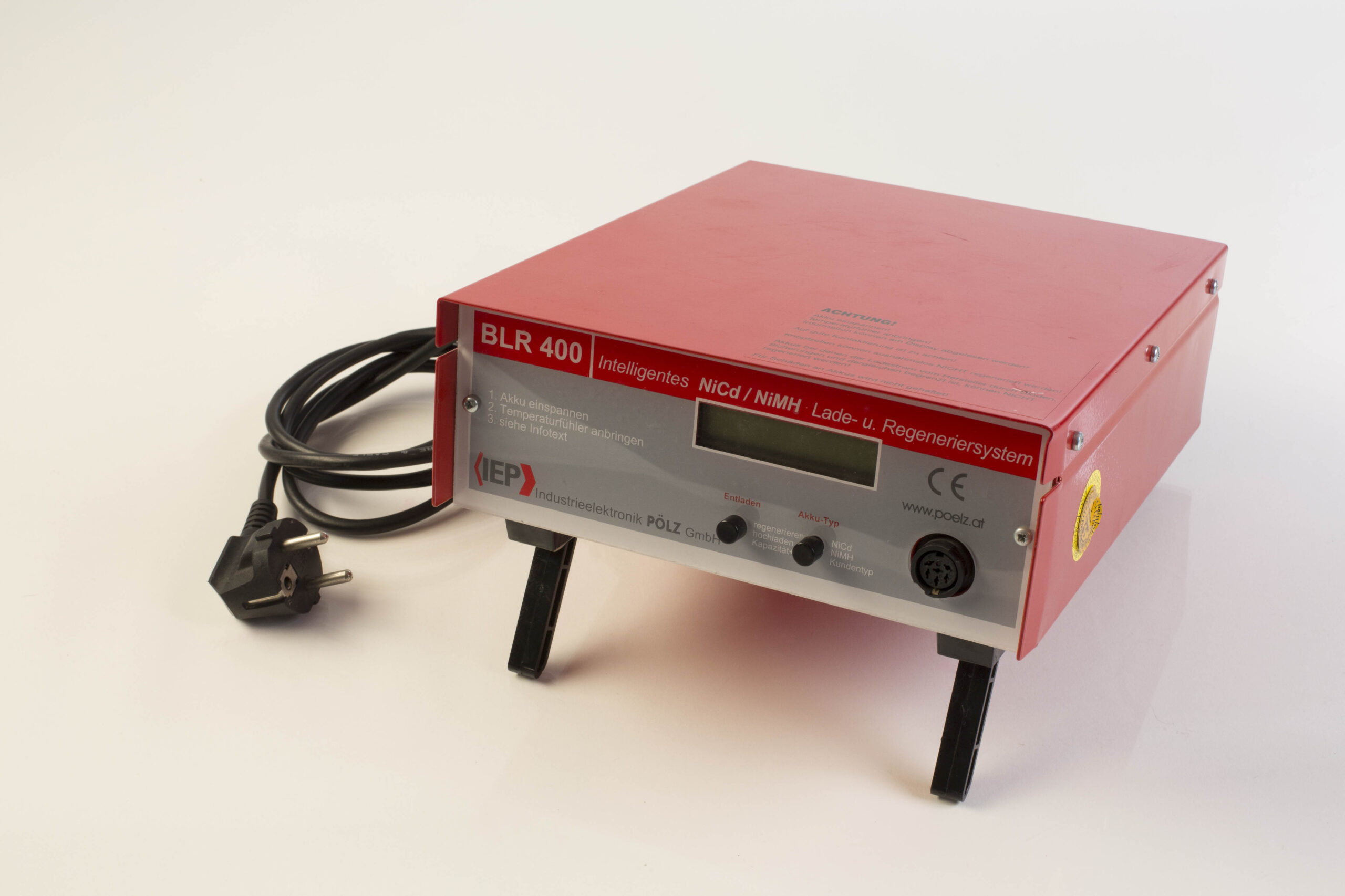 BLR 400 Battery charging and regenerating system for NiCd / NiMh rechargeable batteries - Image 3
