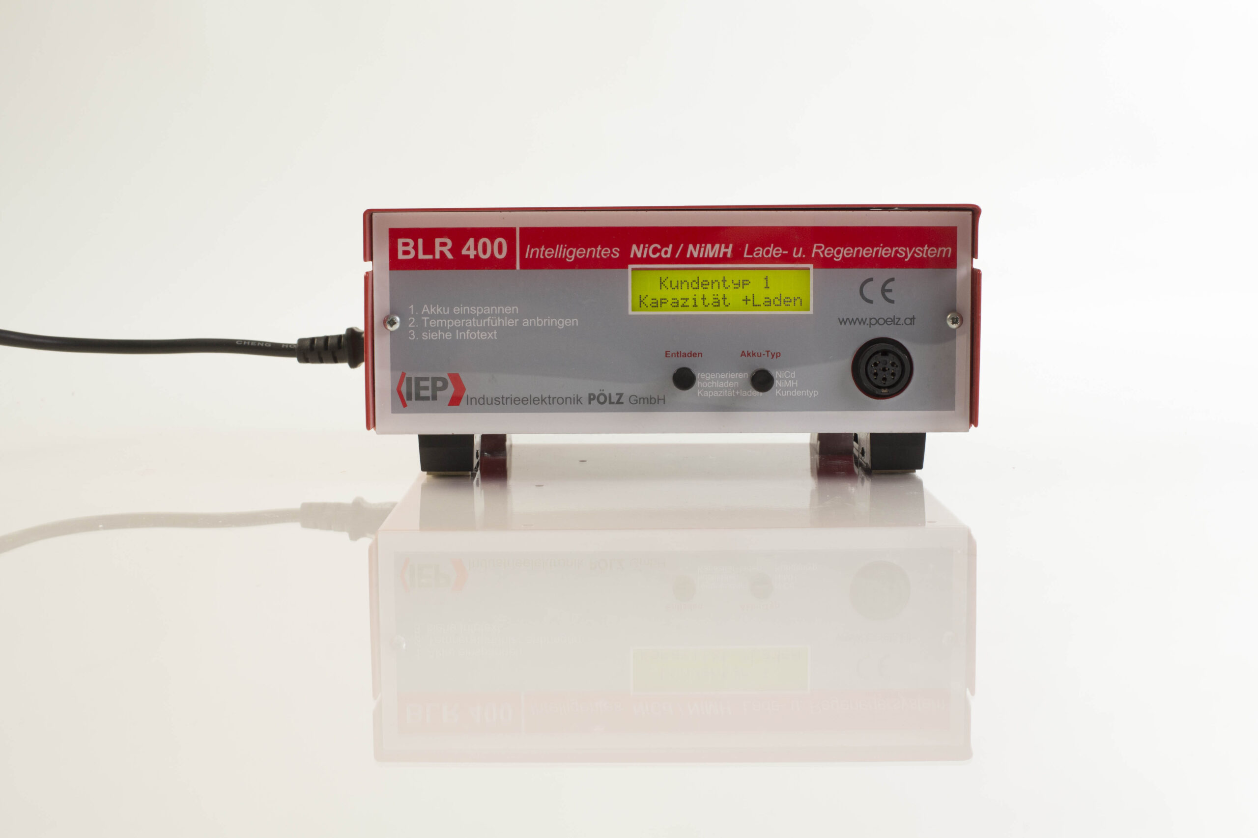 BLR 400 Battery charging and regenerating system for NiCd / NiMh rechargeable batteries - Image 4